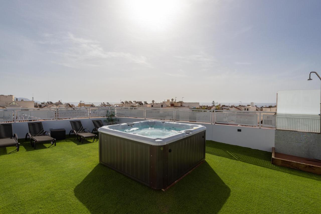 Terraza Mar Y Montana Lejlighed Nerja Eksteriør billede